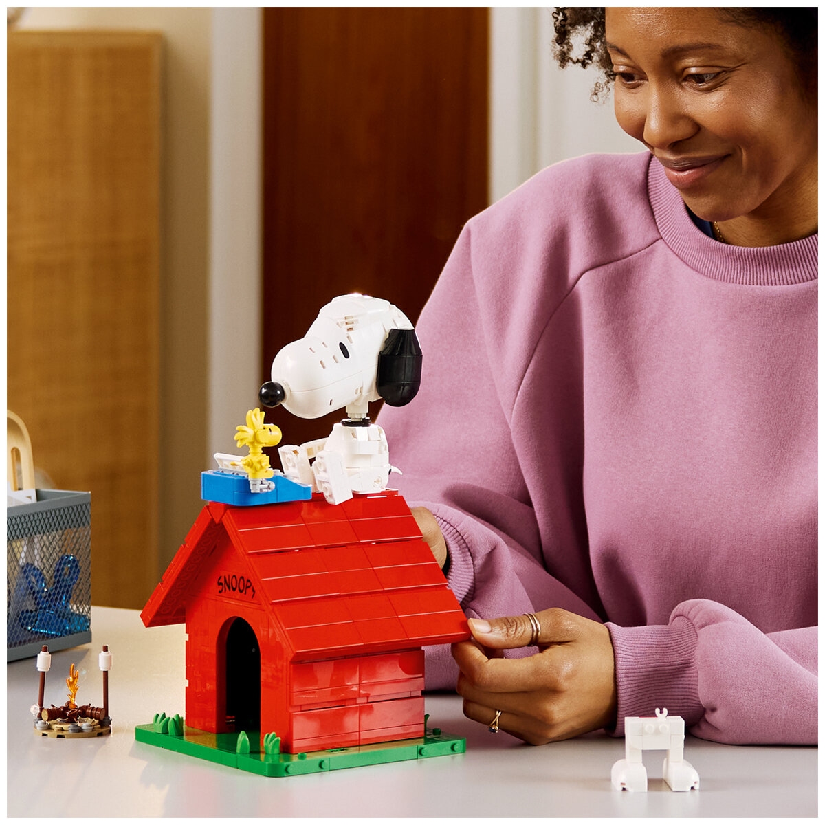 LEGO Ideas Peanuts: Snoopy’s Doghouse Set 21368 LEGO Ideas Peanuts: Snoopy’s Doghouse Set 21368