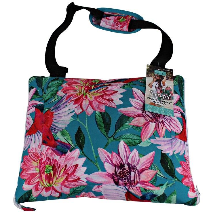 Cotton Beach Terrigal Picnic Blanket in a Bag Florida Costco Australia