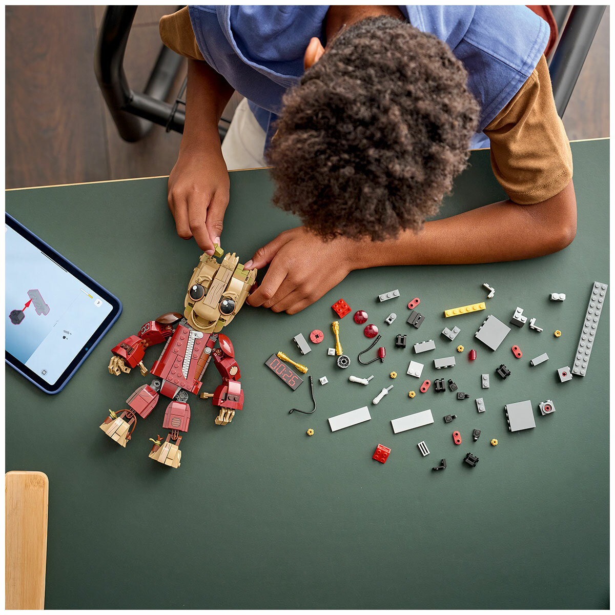 LEGO Marvel Ravager Jumpsuit Groot 76341