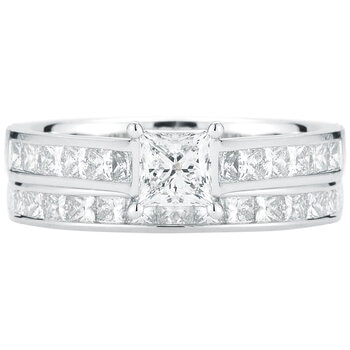 Platinum 2.05ctw Princess Cut Diamond Bridal Set