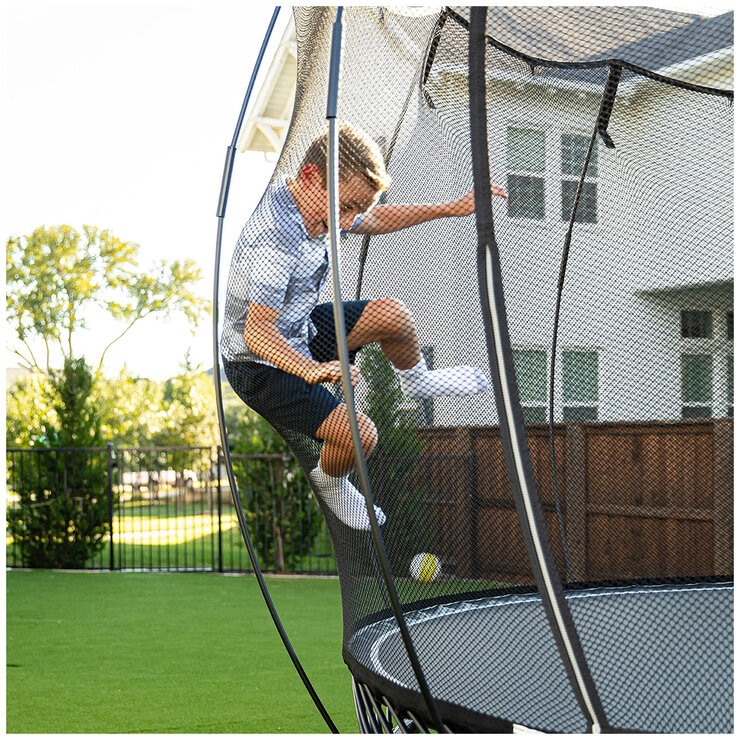 Springfree All Black 3M Medium Round Trampoline Bundle