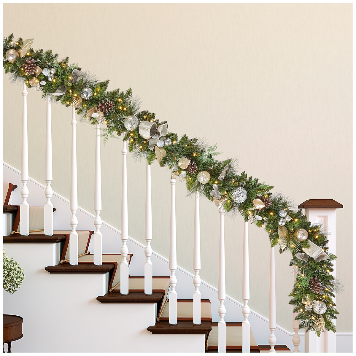 Decorated Pre-Lit Christmas Garland 2.74m