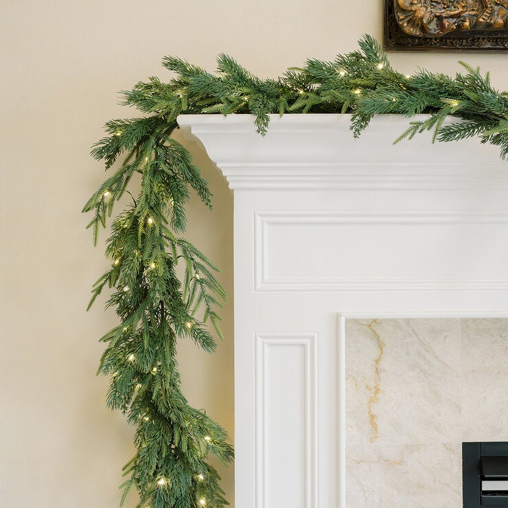 Norfolk Mixed Garland With LED Lights 2.7M