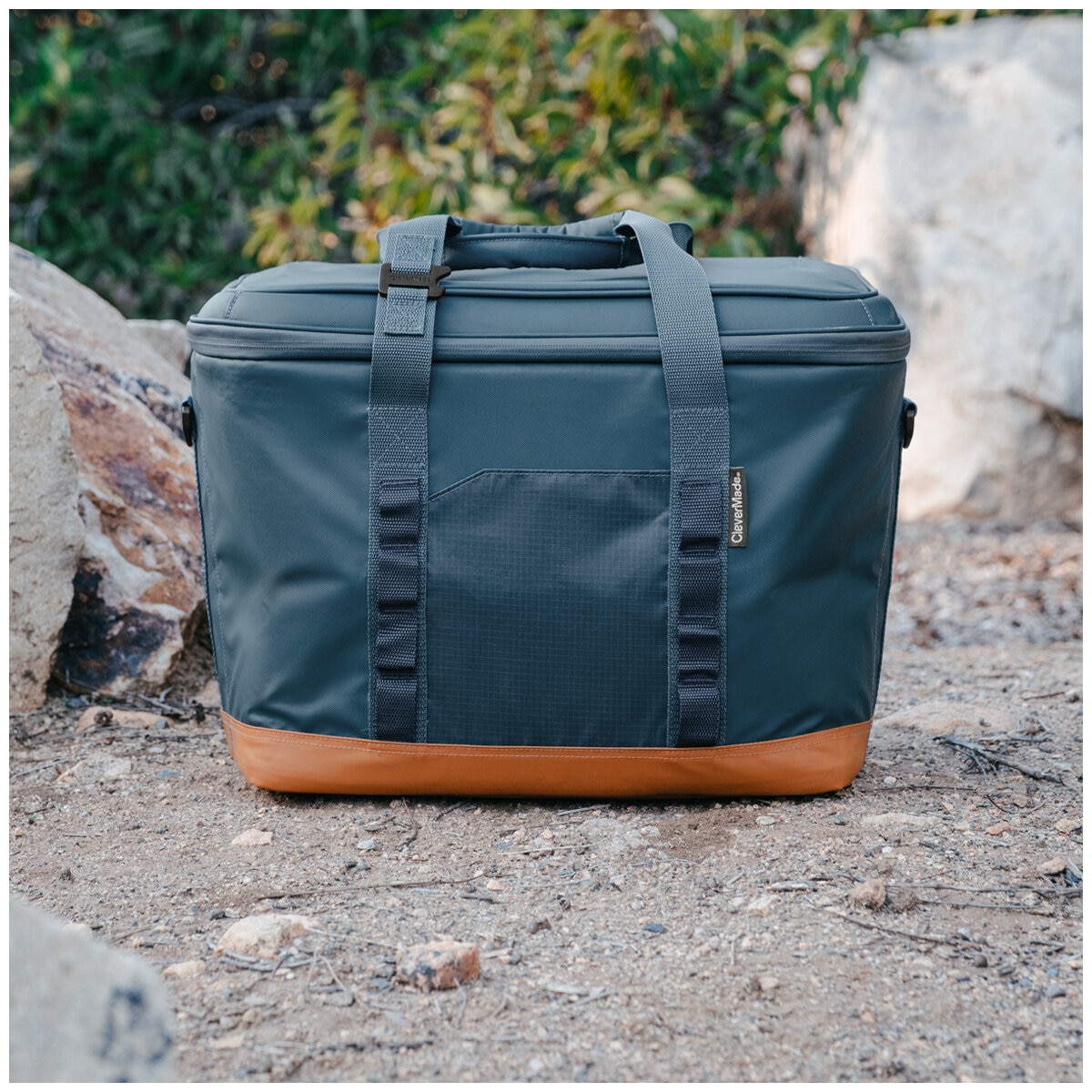 CleverMade Pacifica Pro Max Collapsible Cooler Blue