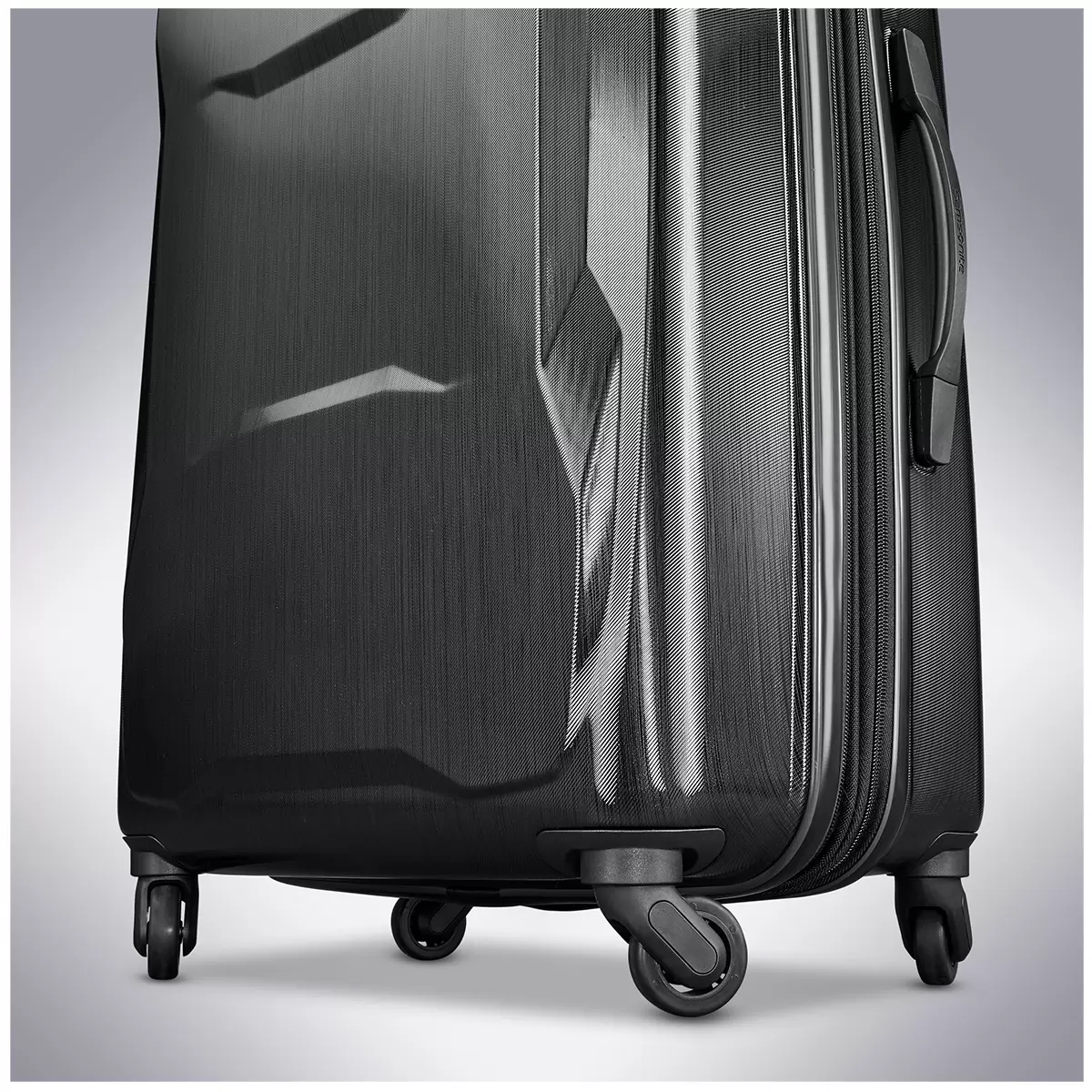 Samsonite Pivot Hub Spinner Luggage