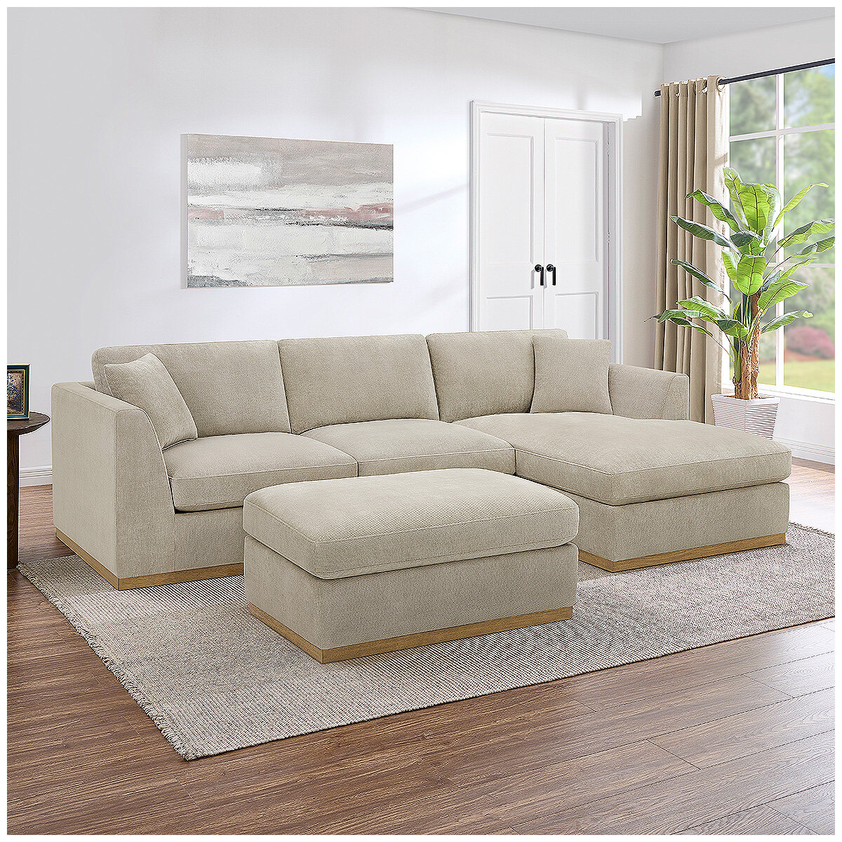 Henredon 4-Piece Fabric Sectional With Ottoman