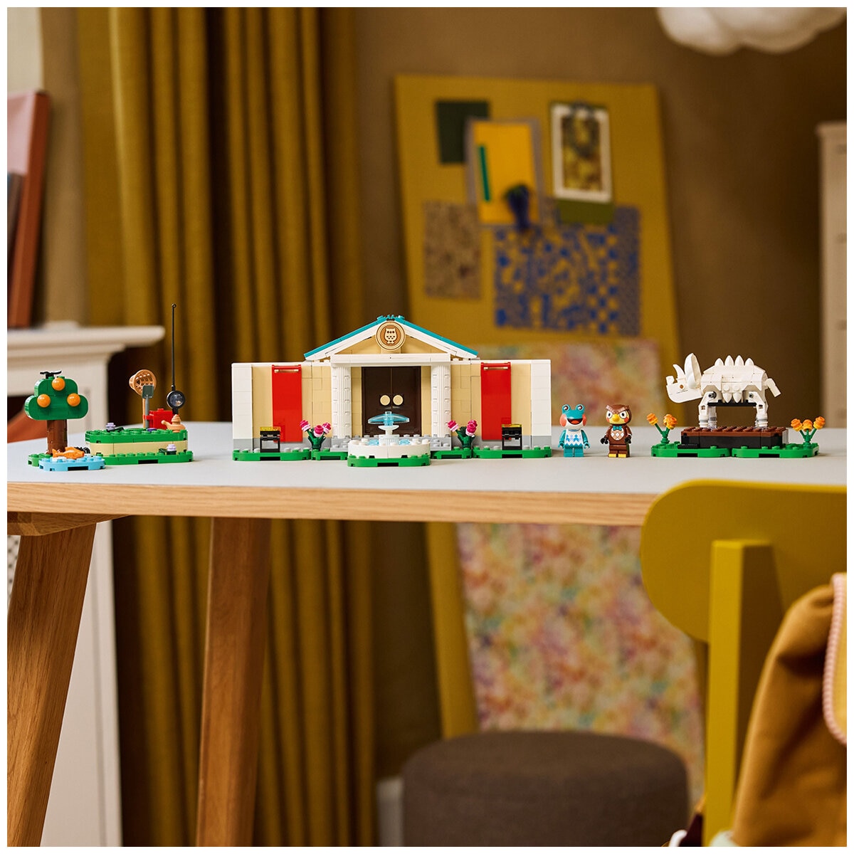 LEGO Animal Crossing Blathers’s Museum Collection 77056