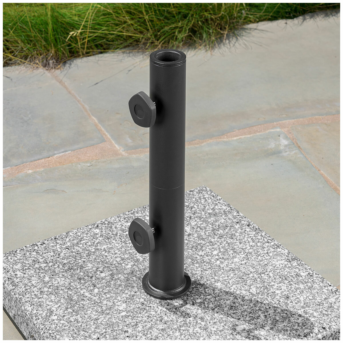 SunVilla Pembrooke 27kg Granite Umbrella Base