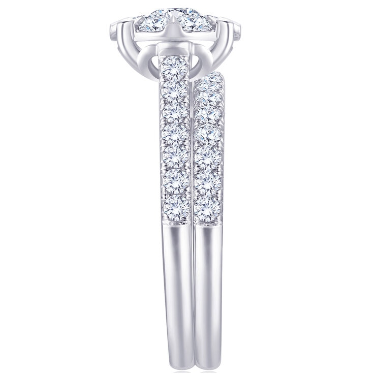 18KT White Gold 1.20ctw Diamond Ring with 0.30ctw centre