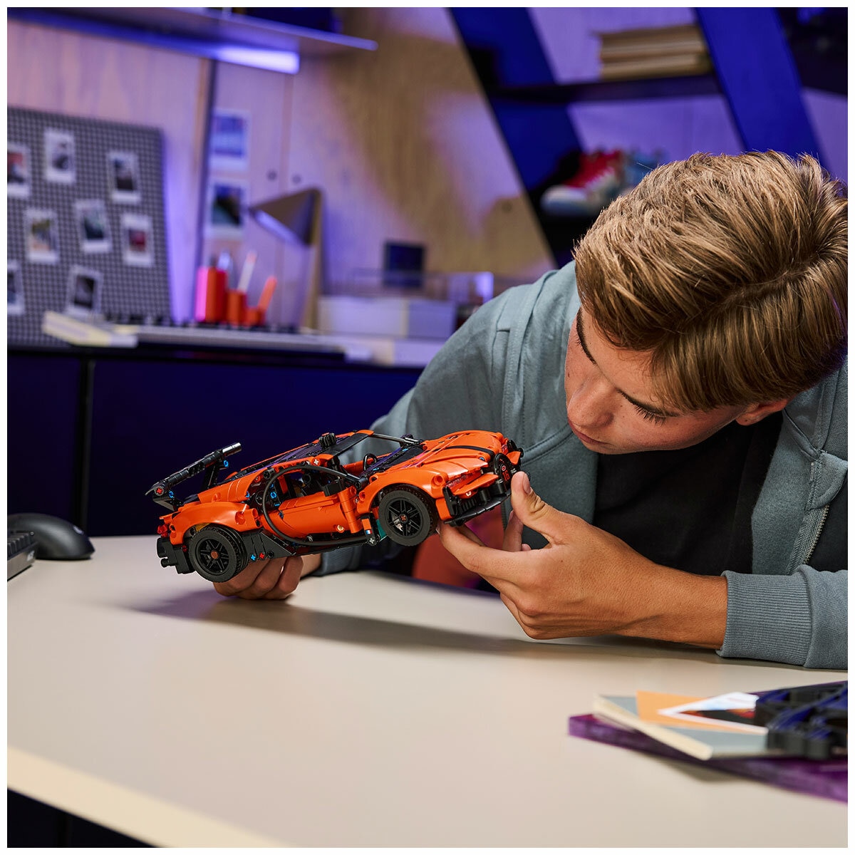 LEGO Technic Bugatti Chiron Pur Sport Hypercar 42222