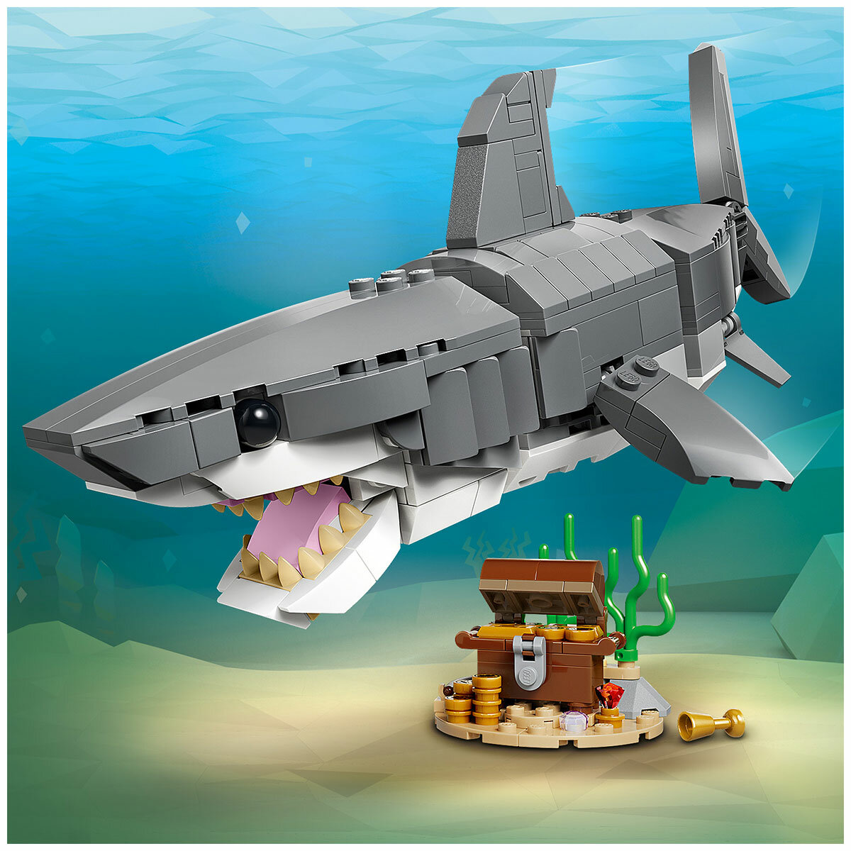 LEGO Creator Fierce Shark with a Treasure Chest 31381
