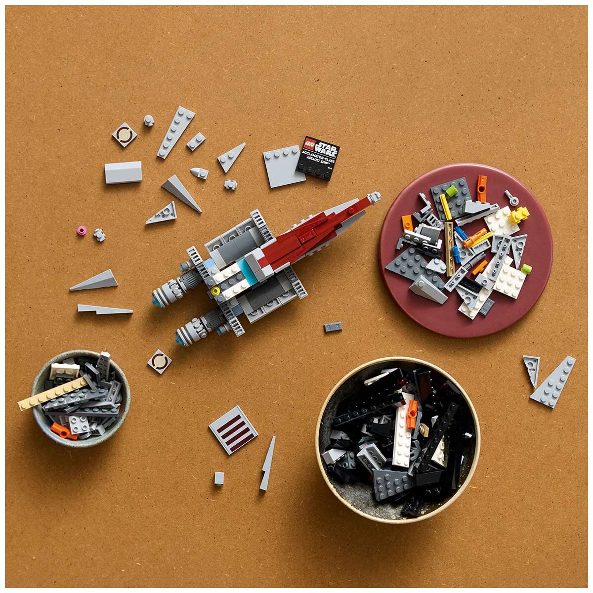 LEGO Star Wars Acclamator-Class Assault Ship, Buildable Starship Model 75404