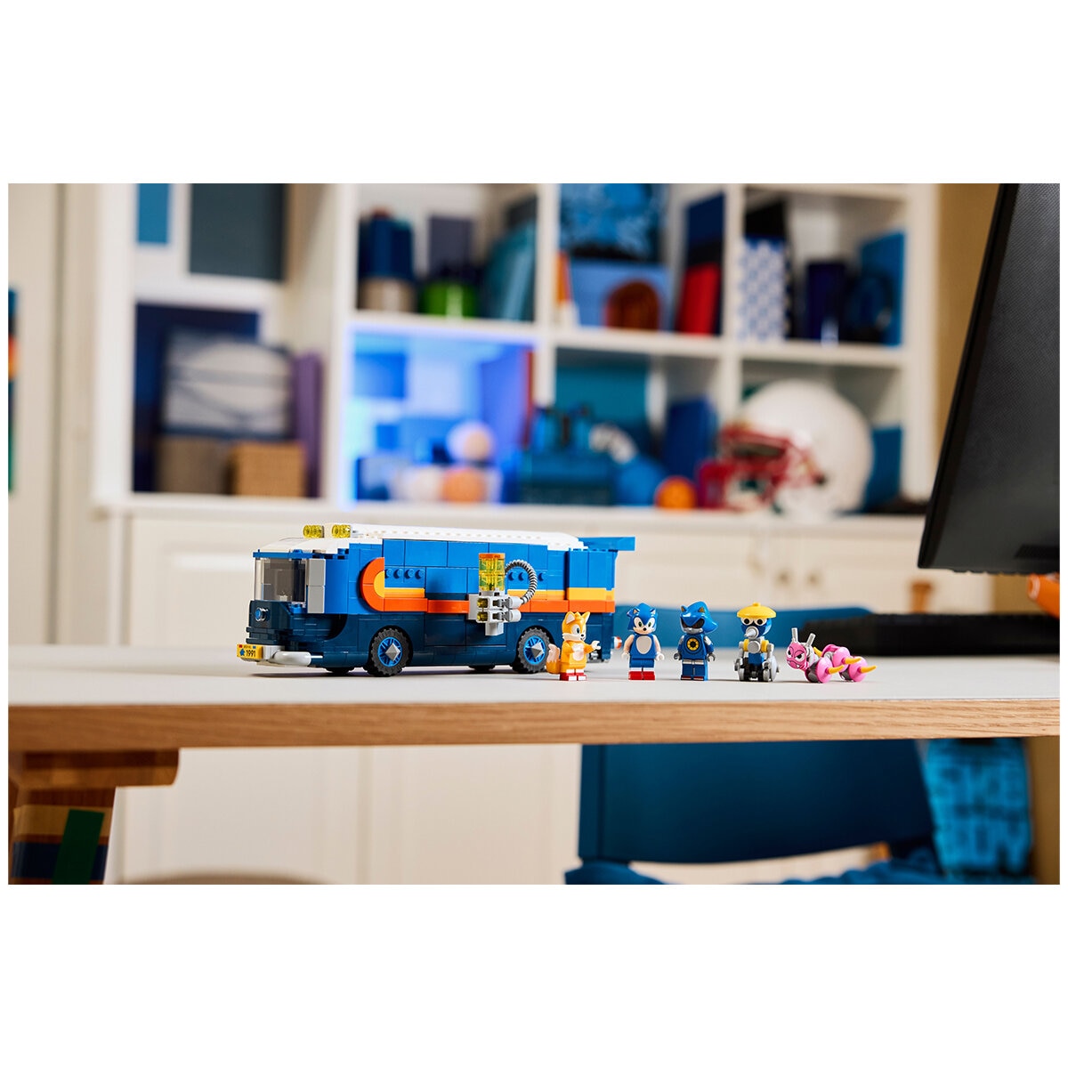 LEGO Sonic the Hedgehog Team Sonic Command Truck 77006